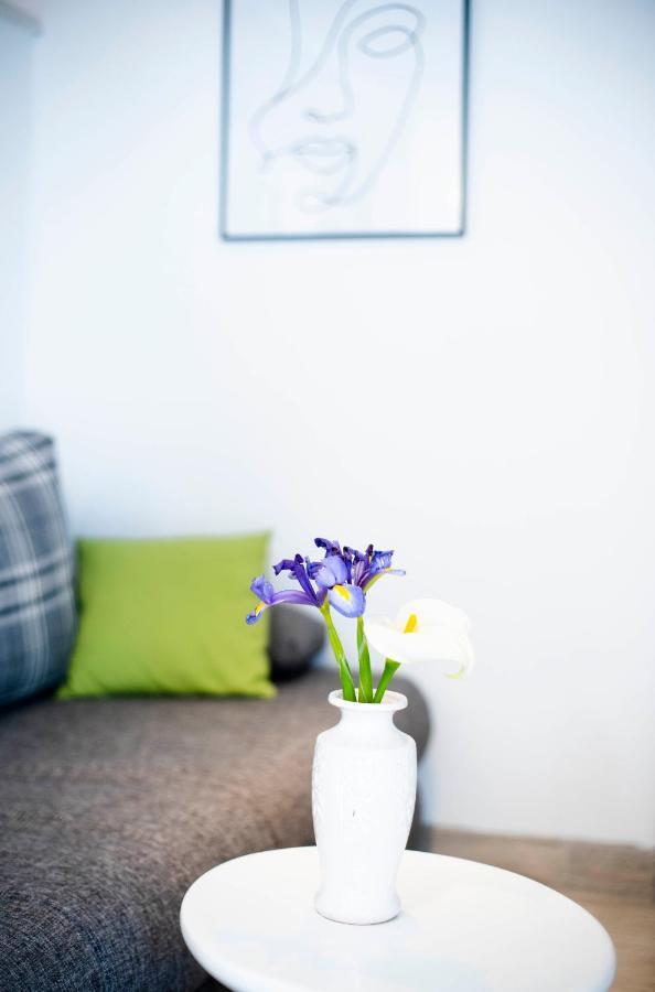 Apartman Nono Splitska Exteriör bild