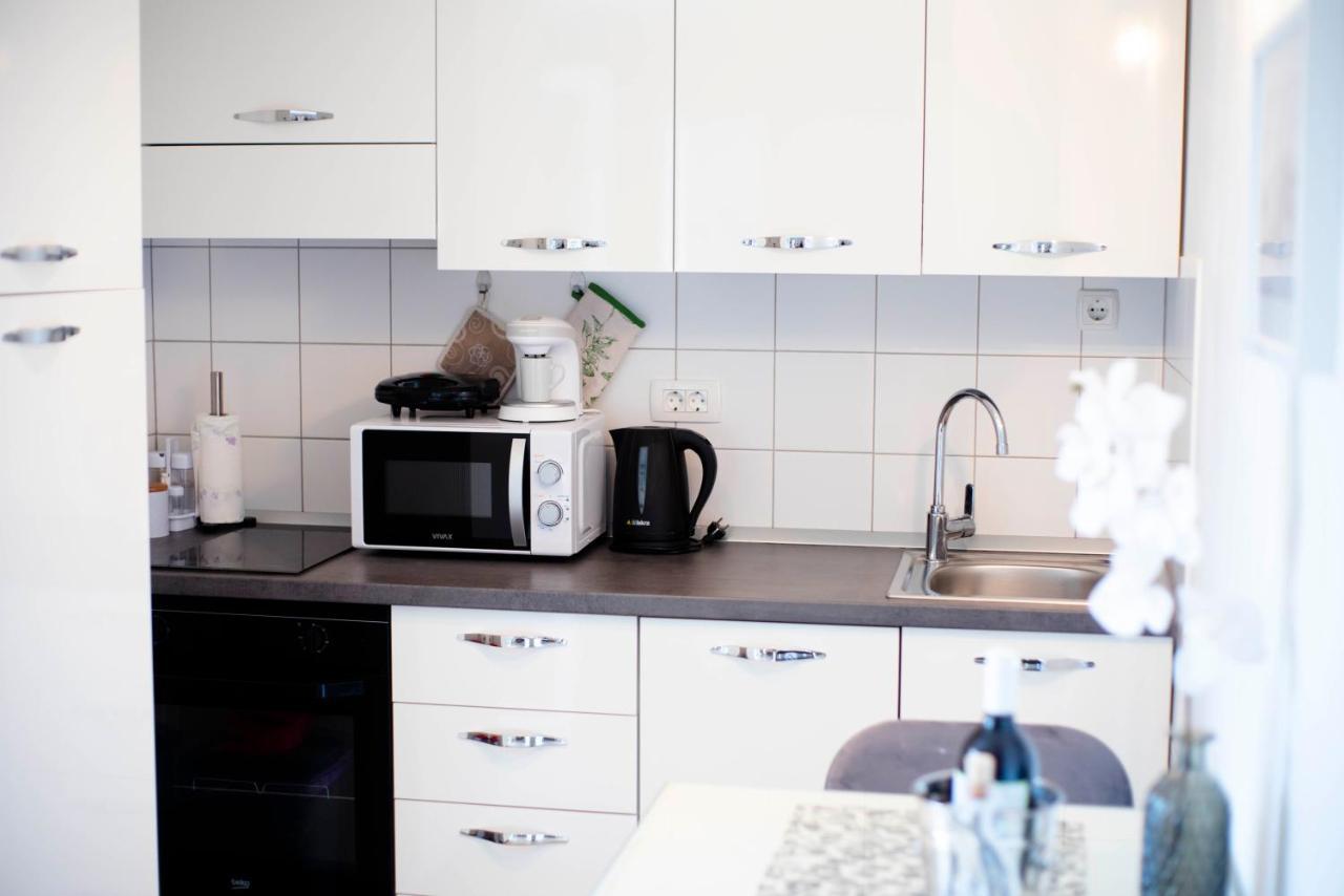 Apartman Nono Splitska Exteriör bild