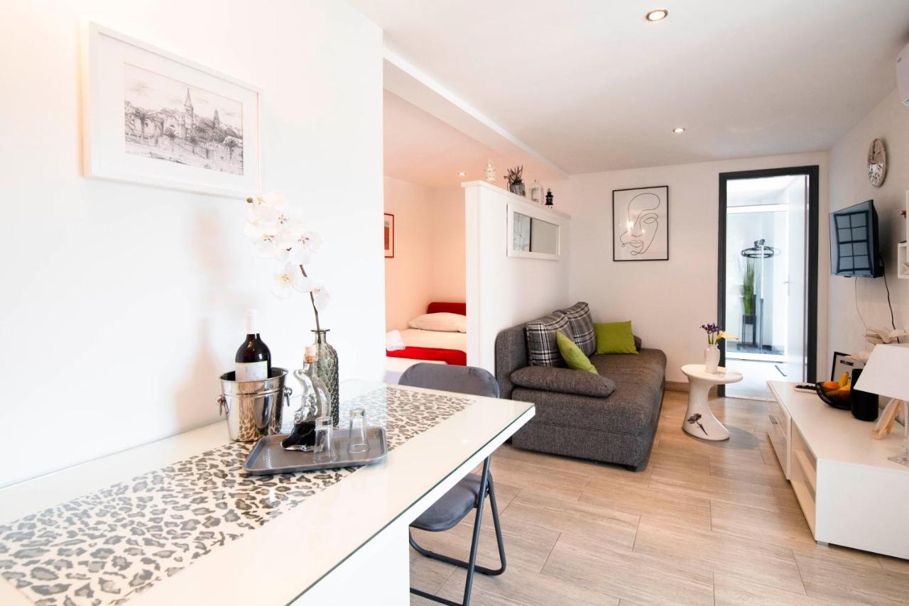 Apartman Nono Splitska Exteriör bild