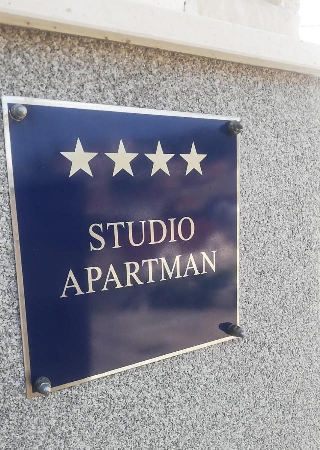 Apartman Nono Splitska Exteriör bild
